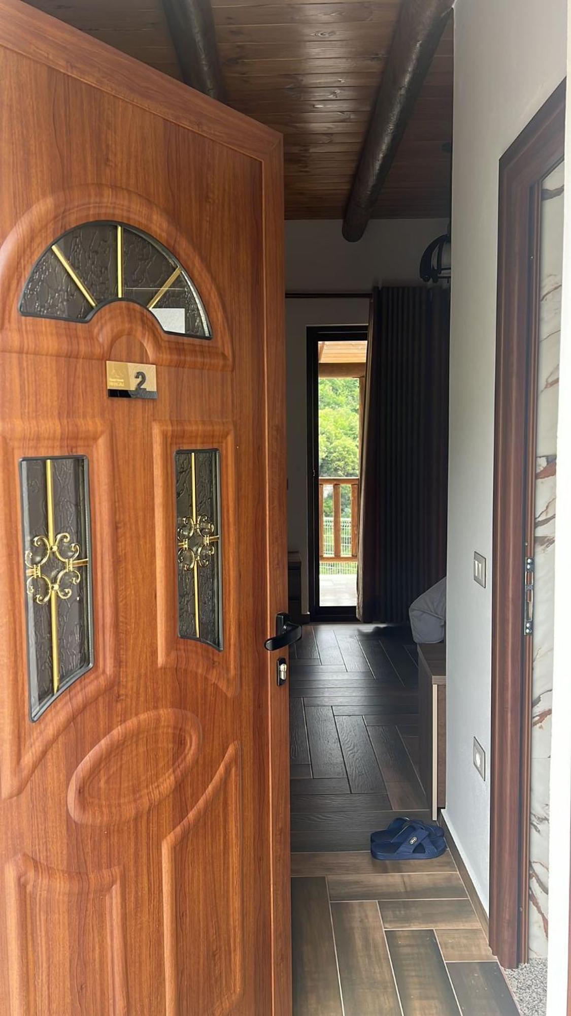 Guest House Bracaj Corovode Luaran gambar