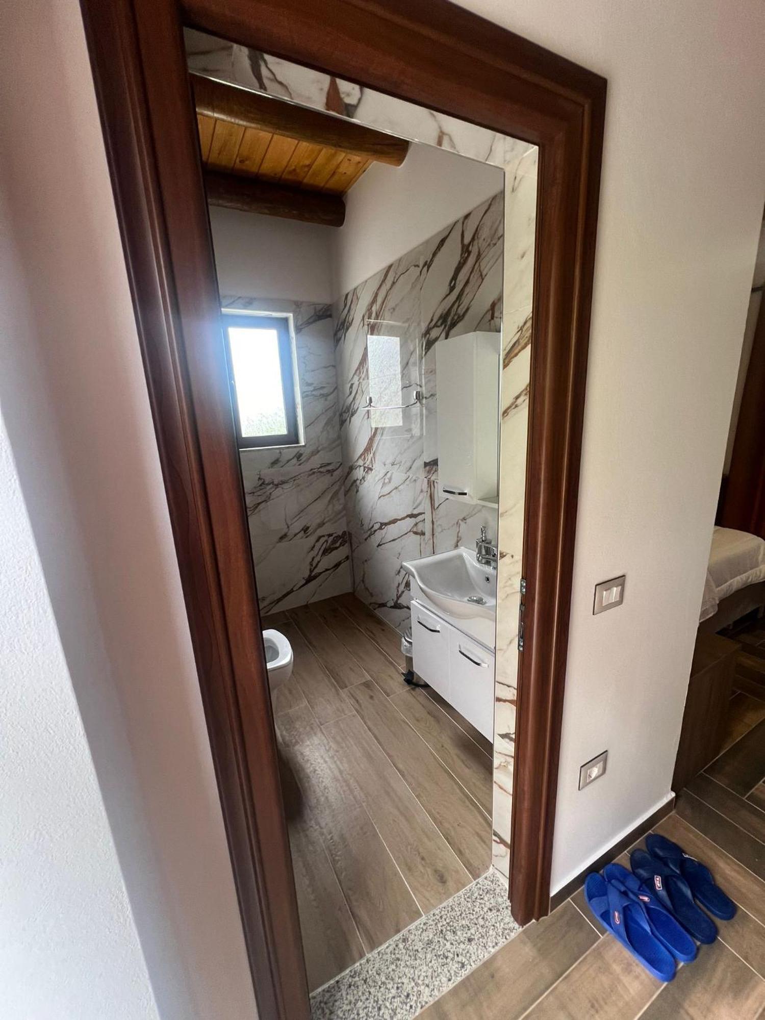 Guest House Bracaj Corovode Luaran gambar