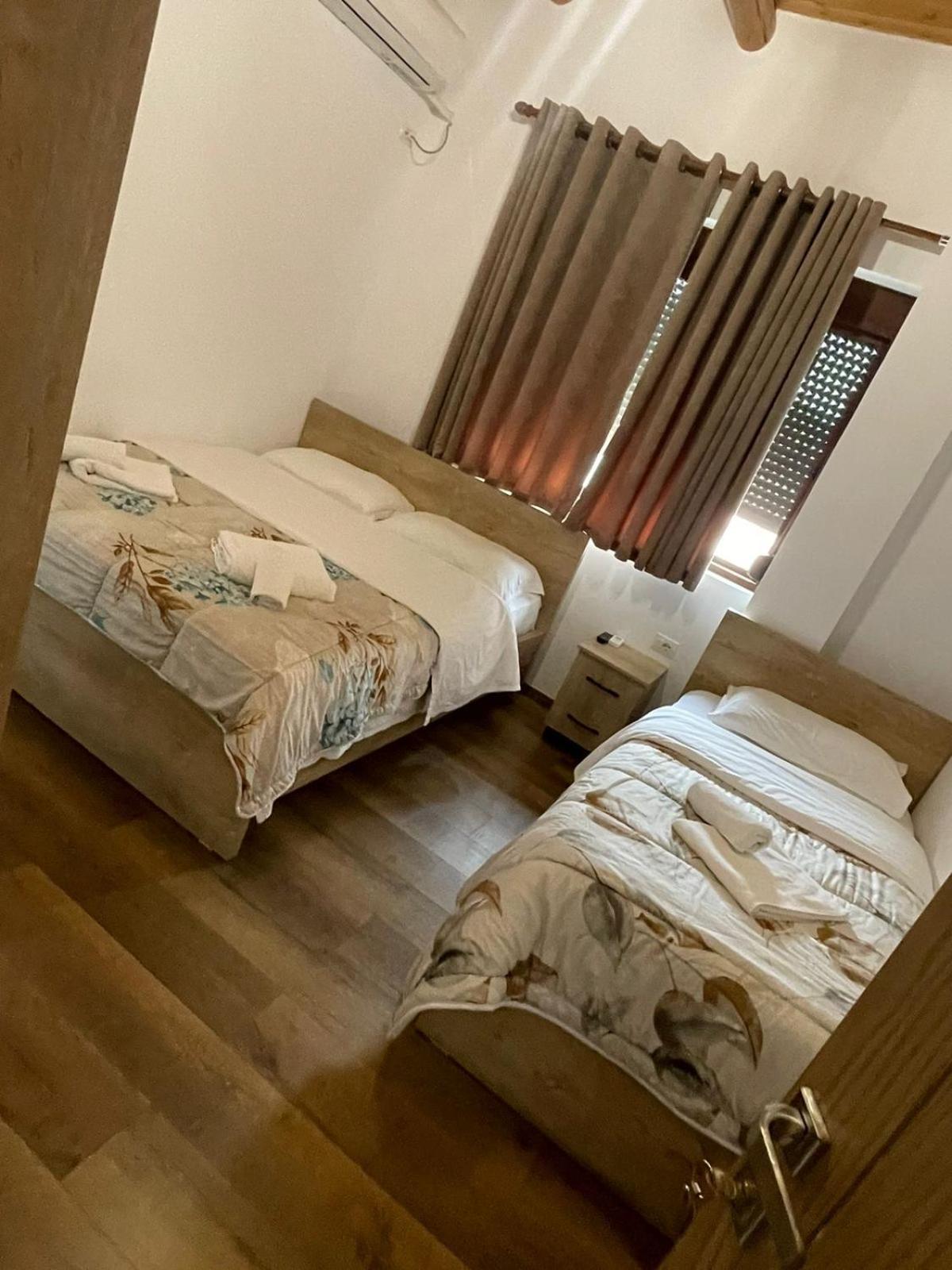 Guest House Bracaj Corovode Luaran gambar