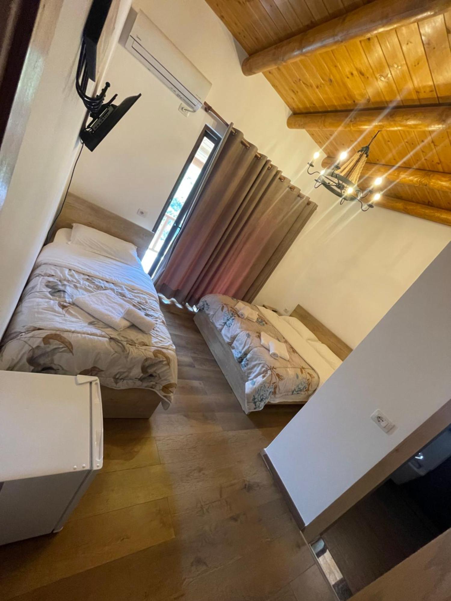 Guest House Bracaj Corovode Luaran gambar