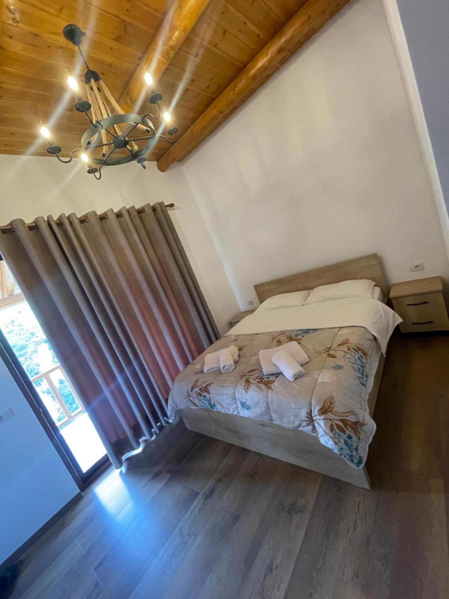 Guest House Bracaj Corovode Luaran gambar