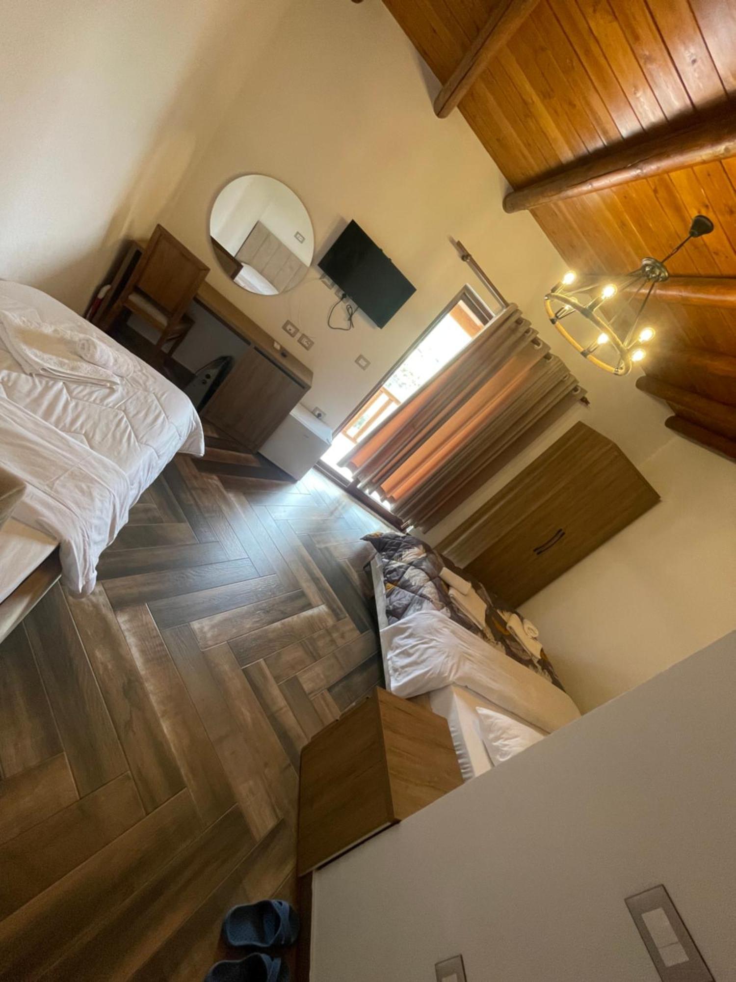 Guest House Bracaj Corovode Luaran gambar